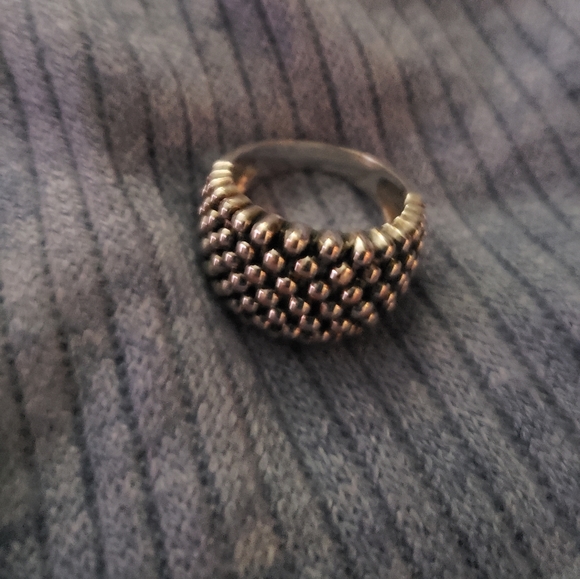 Ring - Picture 2 of 3